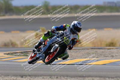 media/Oct-08-2022-SoCal Trackdays (Sat) [[1fc3beec89]]/Turn 14 (1050am)/